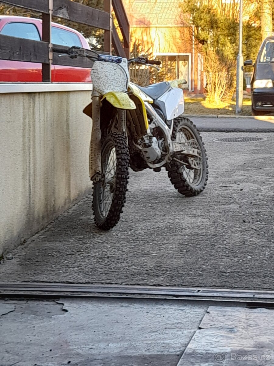 Suzuki rmz 450 06