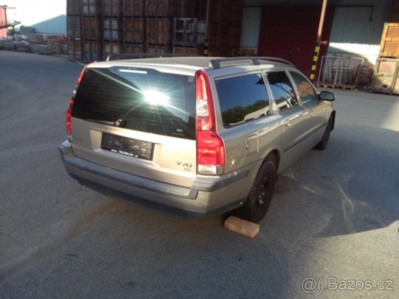 Volvo V70 II 2,3 T5 184Kw 2002 prodám ND - 2