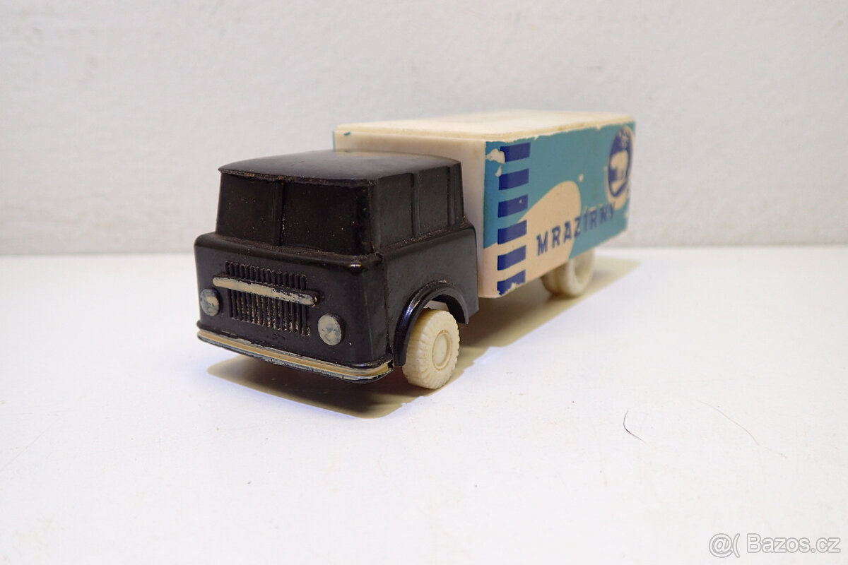 Mrazírny - bakelitové Autíčko - Směr - 2