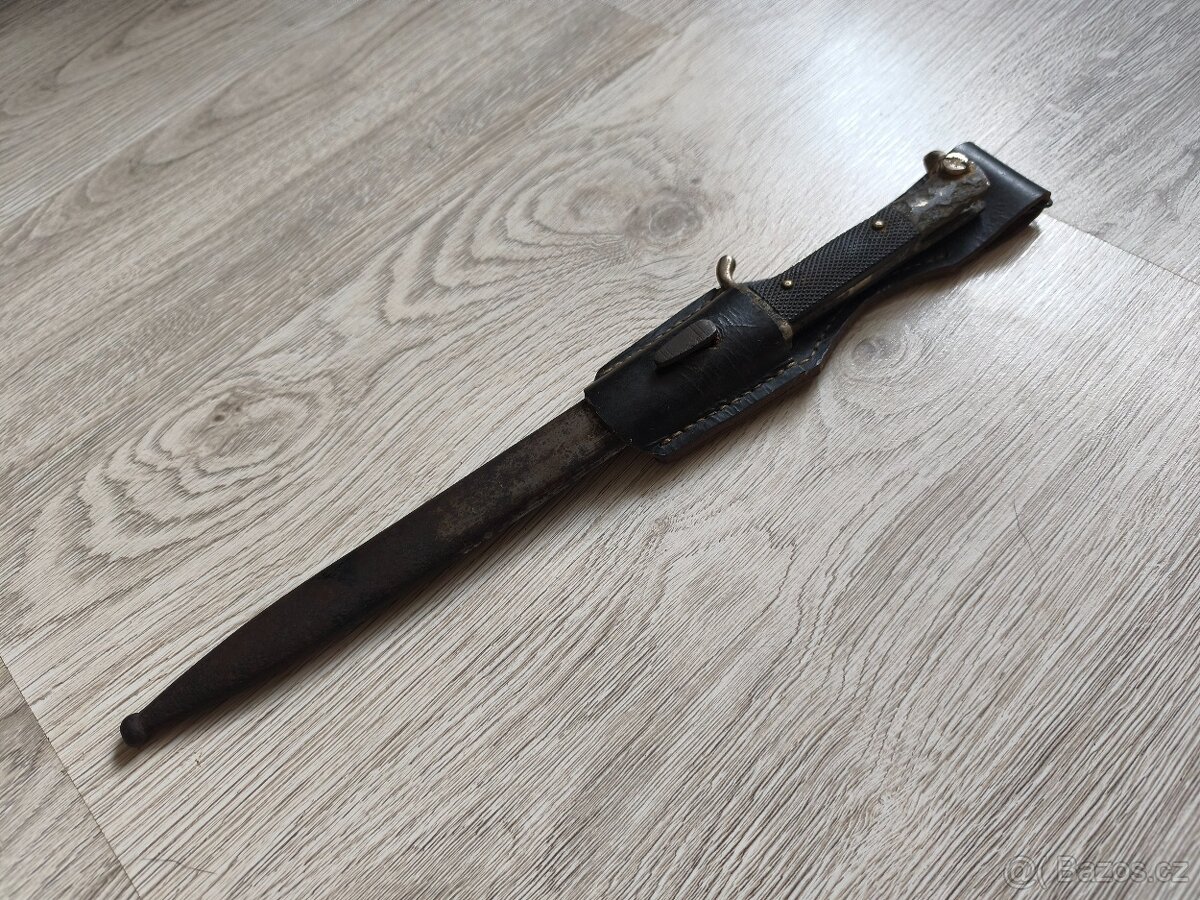 VYCHÁZKOVÝ BODÁK PLUS ZÁVĚSNÍK - 2