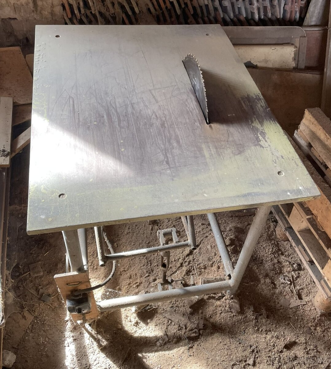 Cirkulárka domácí výroby - 2