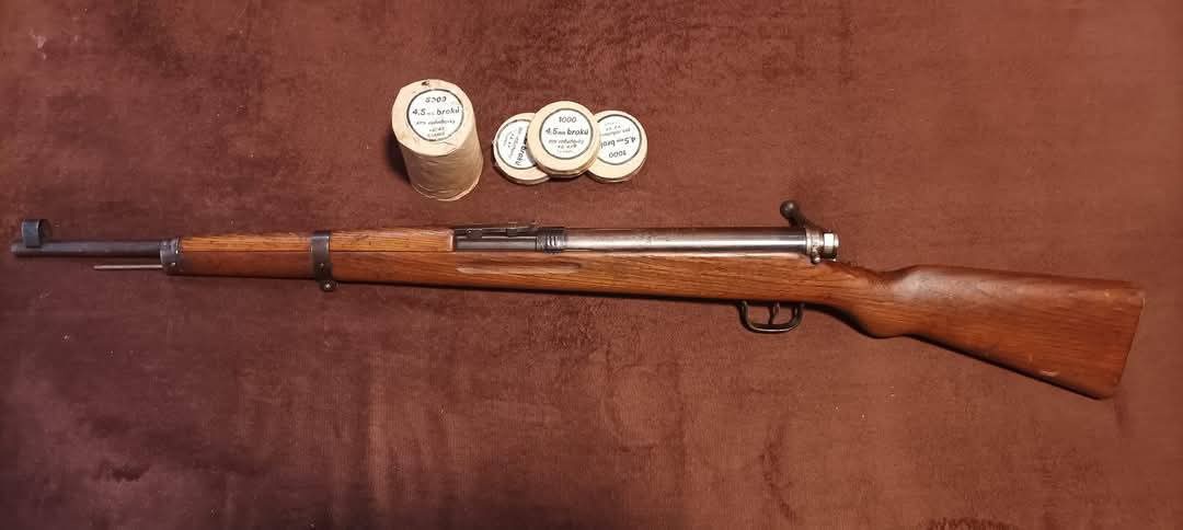 Vzduchovka vz. 47 lvíček - 2