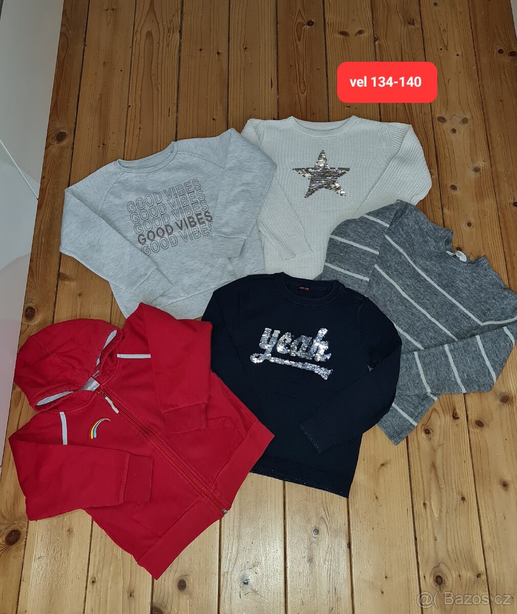 Vel 134-140 sety,mikiny,trička,leginy - 2