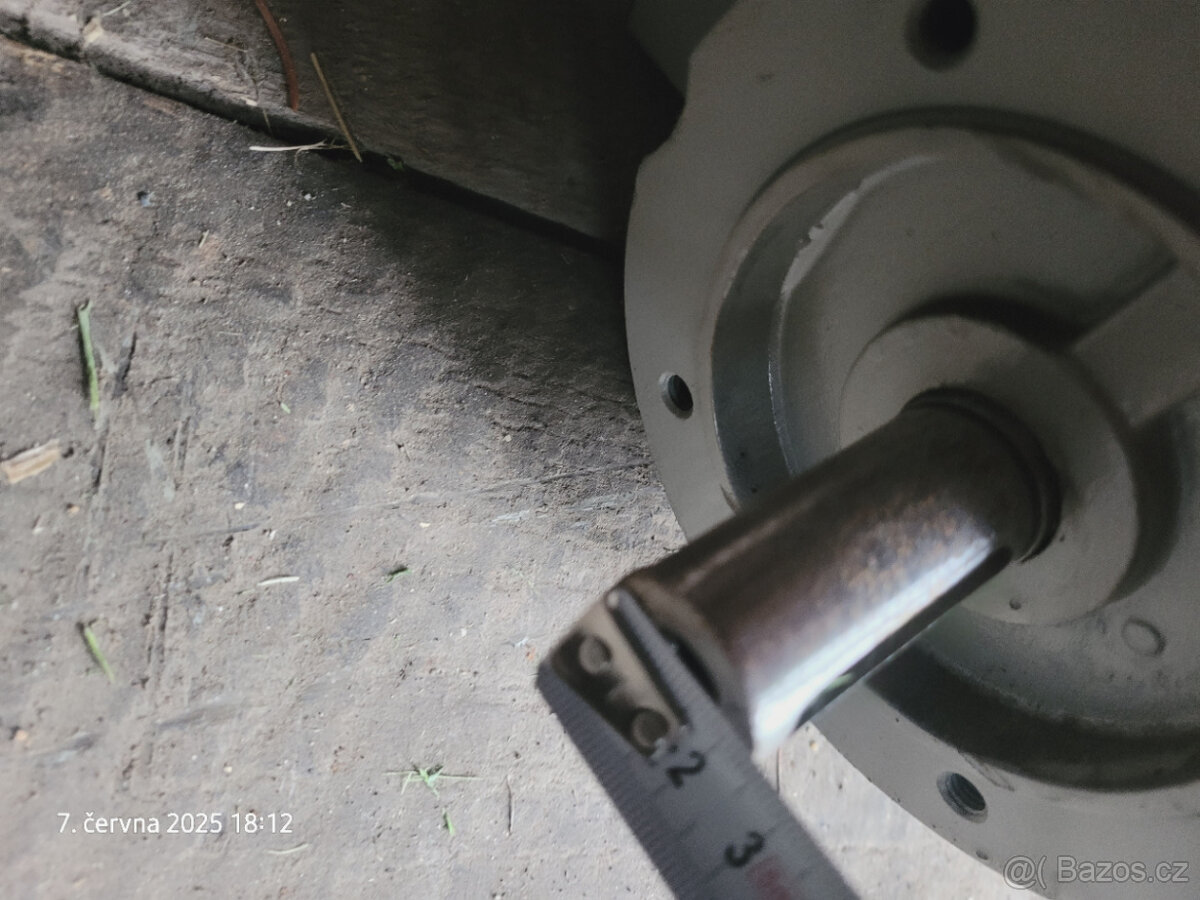 elektromotor siemens 3 fazový 2,5kW - 2