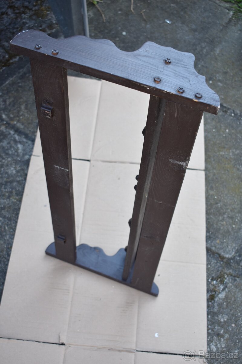 Ozdobná polička - 2