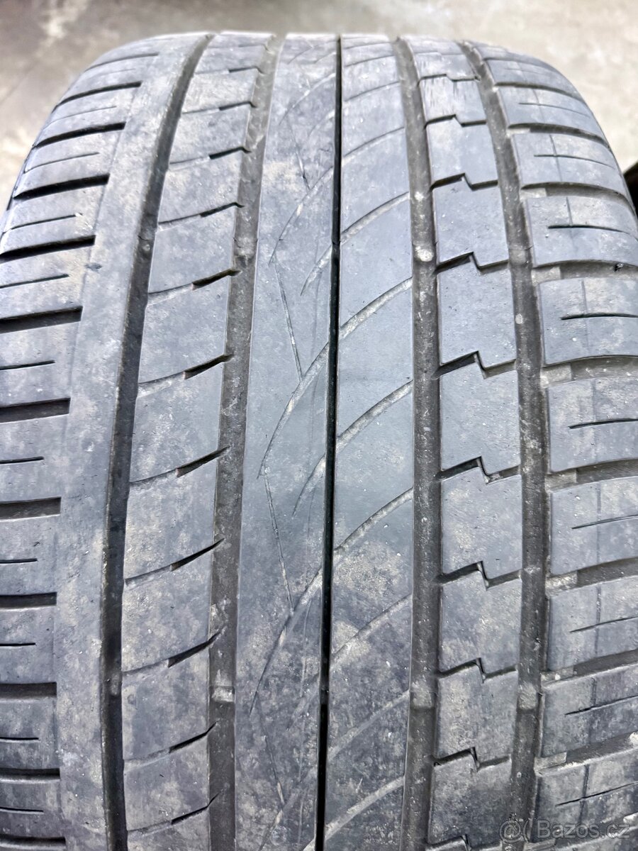 295/35/21 Continental CrossContact 295/35/ R21 - 2