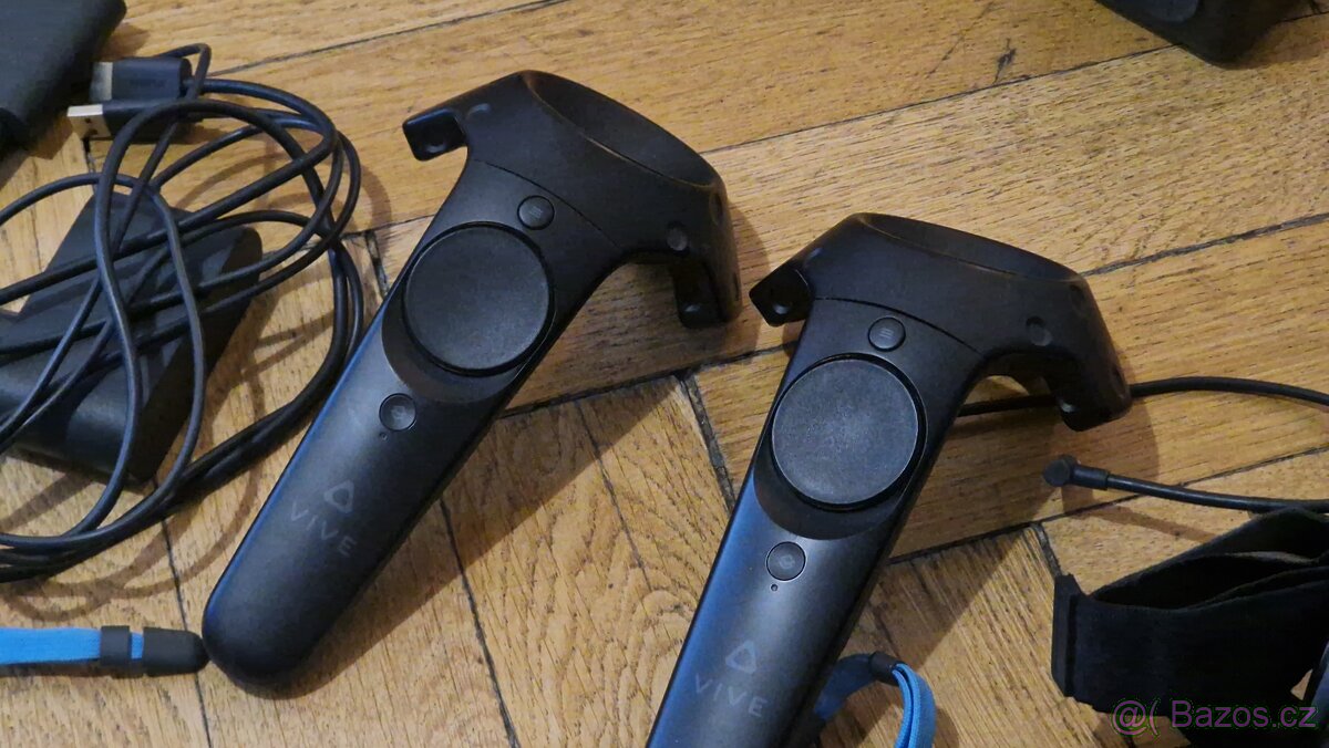 HTC Vive Virtual Reality Headset - 2