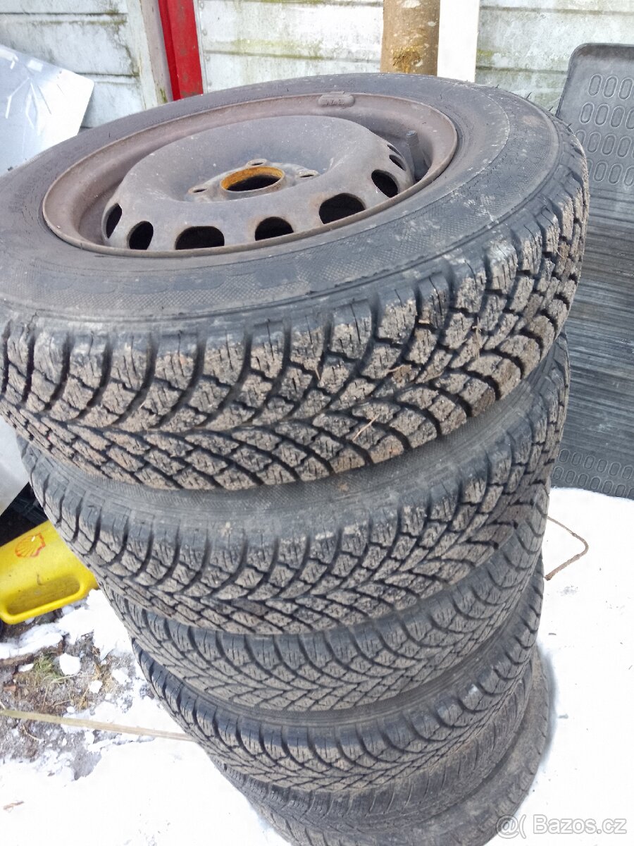 Zimní pneumatiky 155/80/13 disky Opel 4/100 - 2
