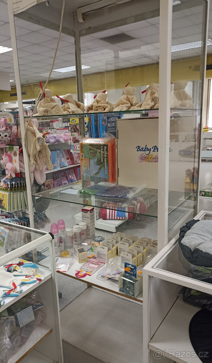 Vitrína užší - 2