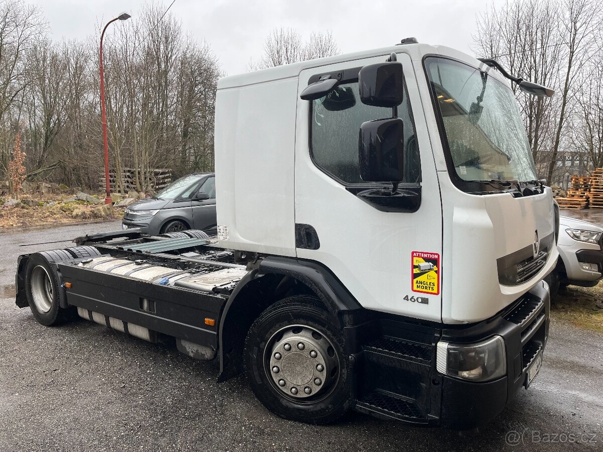 Tahač pod autopřepravník r .premium 2014 EEV - 2