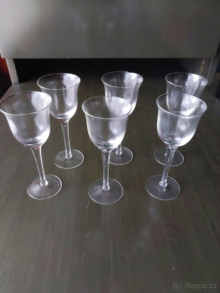 sady skleniček - 2