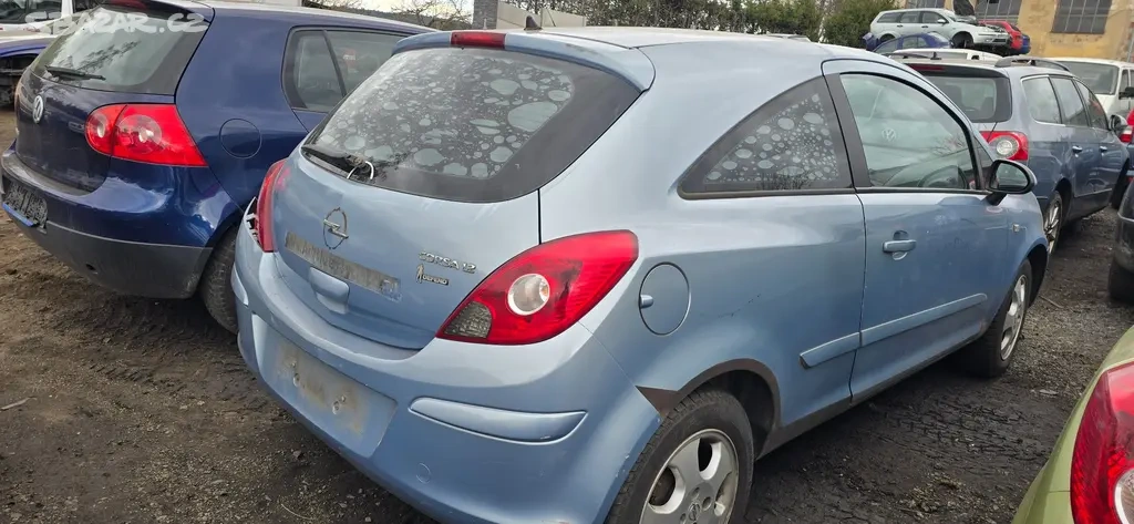 Opel Corsa D - 2