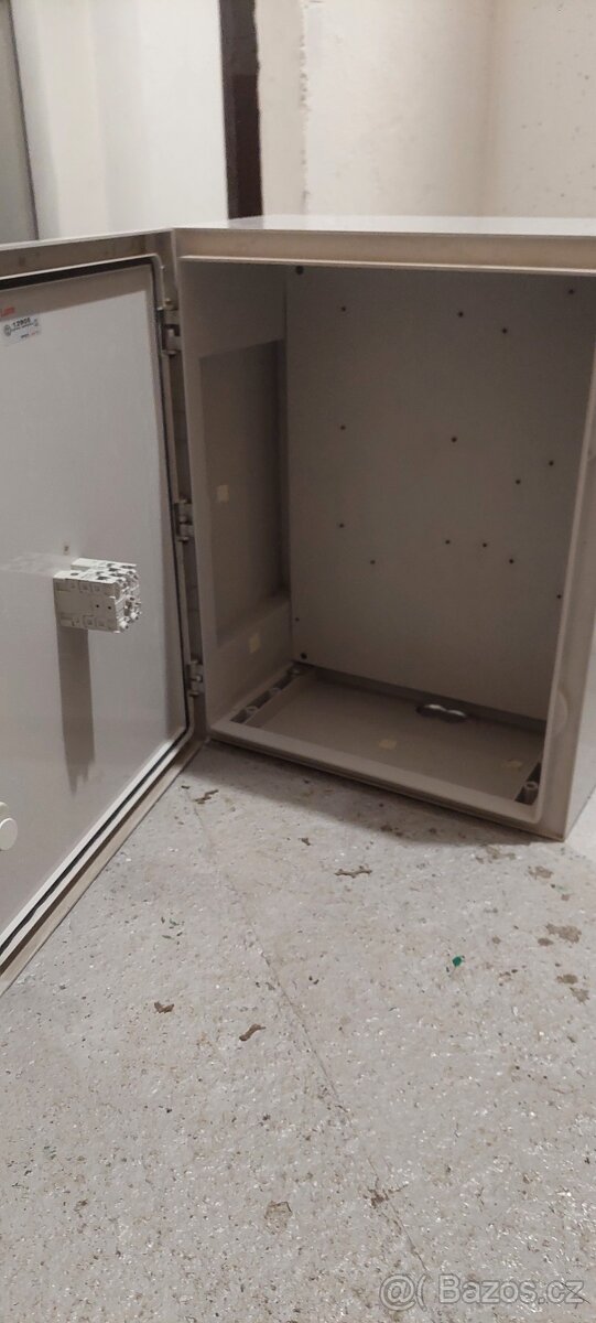 Rozvaděč prázdný - 2