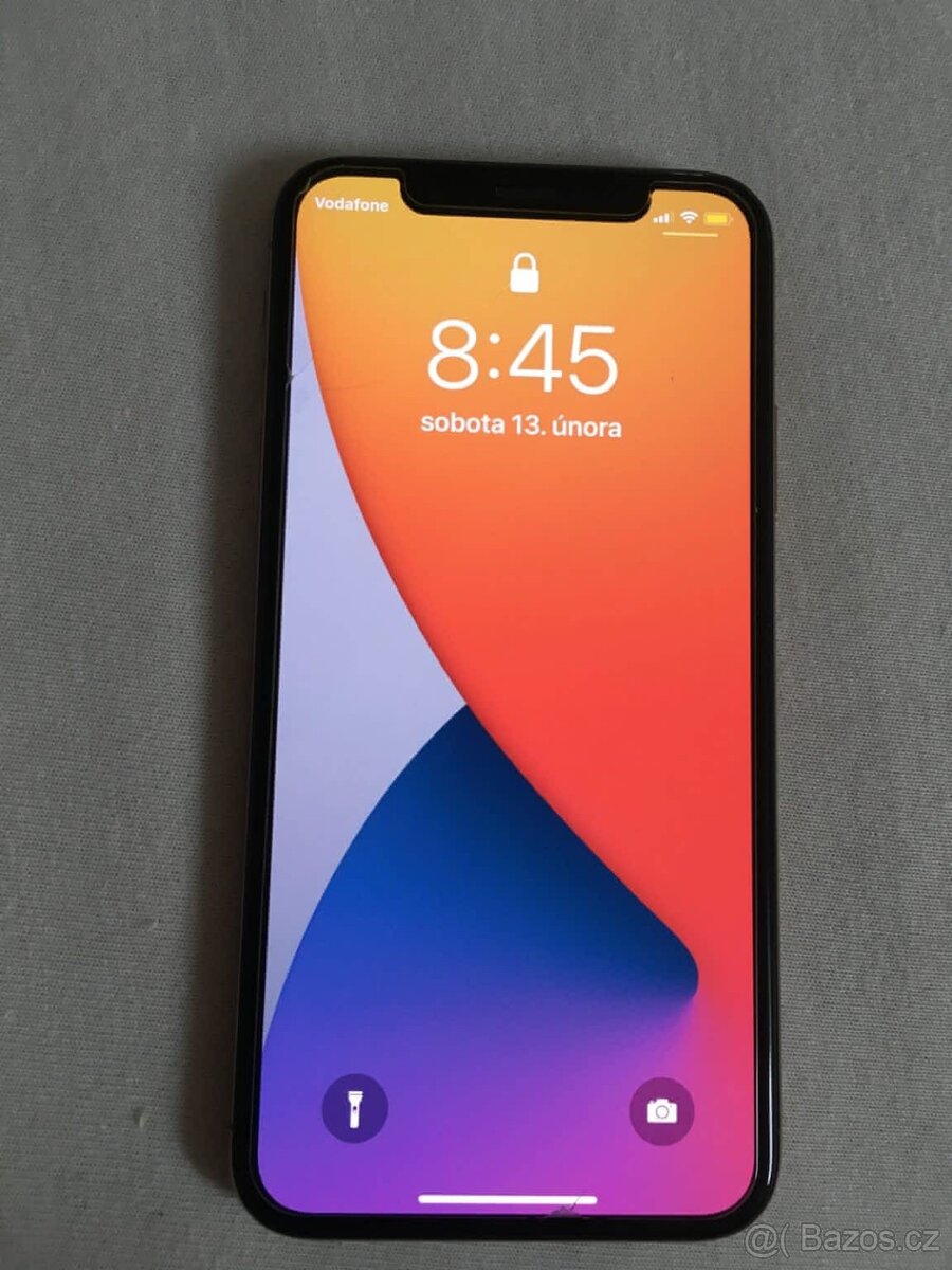 iPhone xs - 2