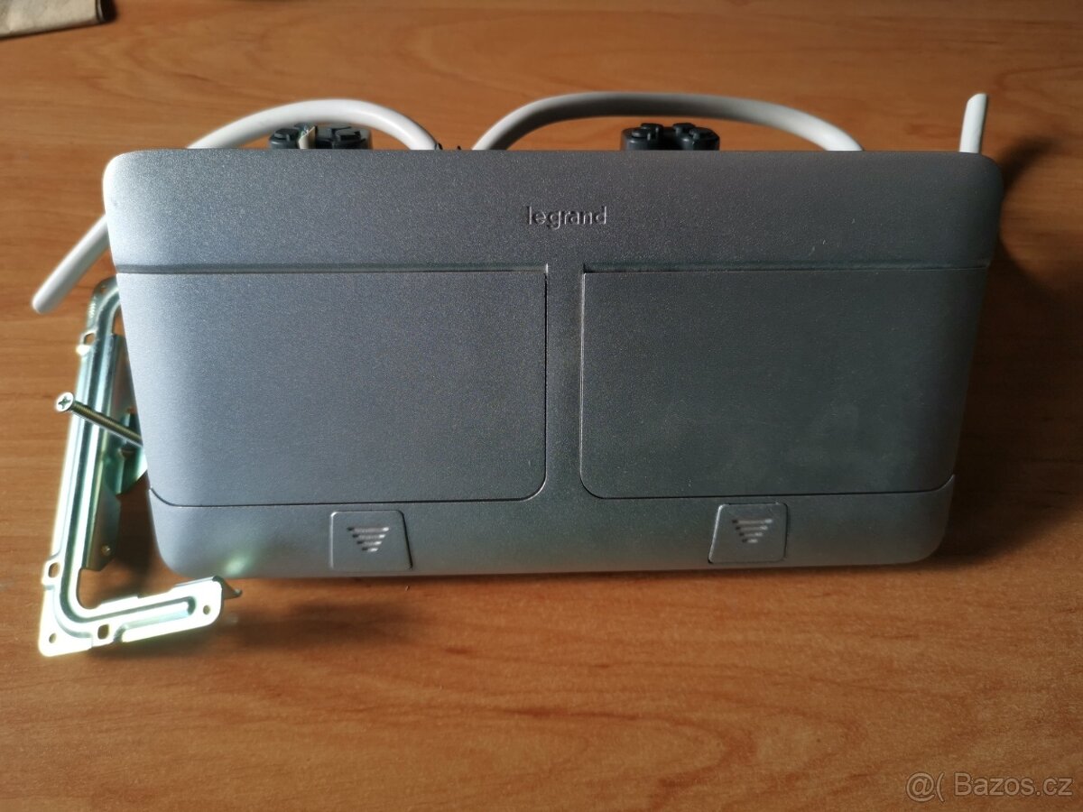 LEGRAND Krabice POP UP 054012 2X3 moduly - 2
