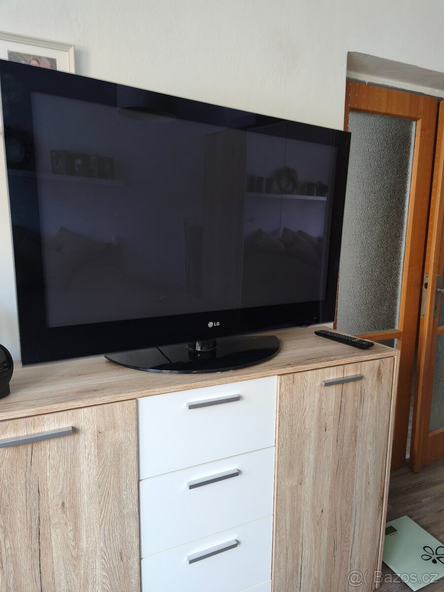 Televize LG úhl. 123 cm - 2