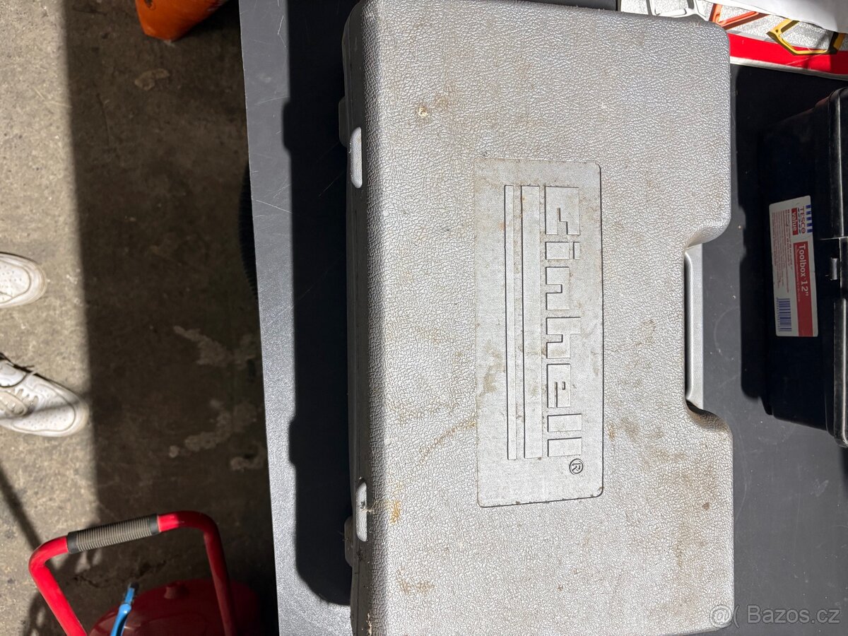 Einhell rotační laser + stativ + lať v kufru - 2