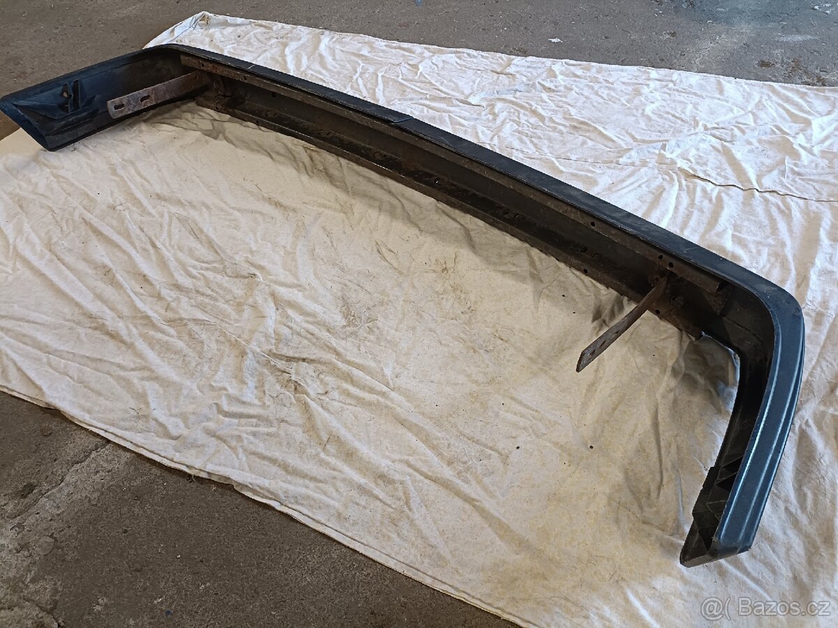 Zadní nárazník škoda 120 - 2