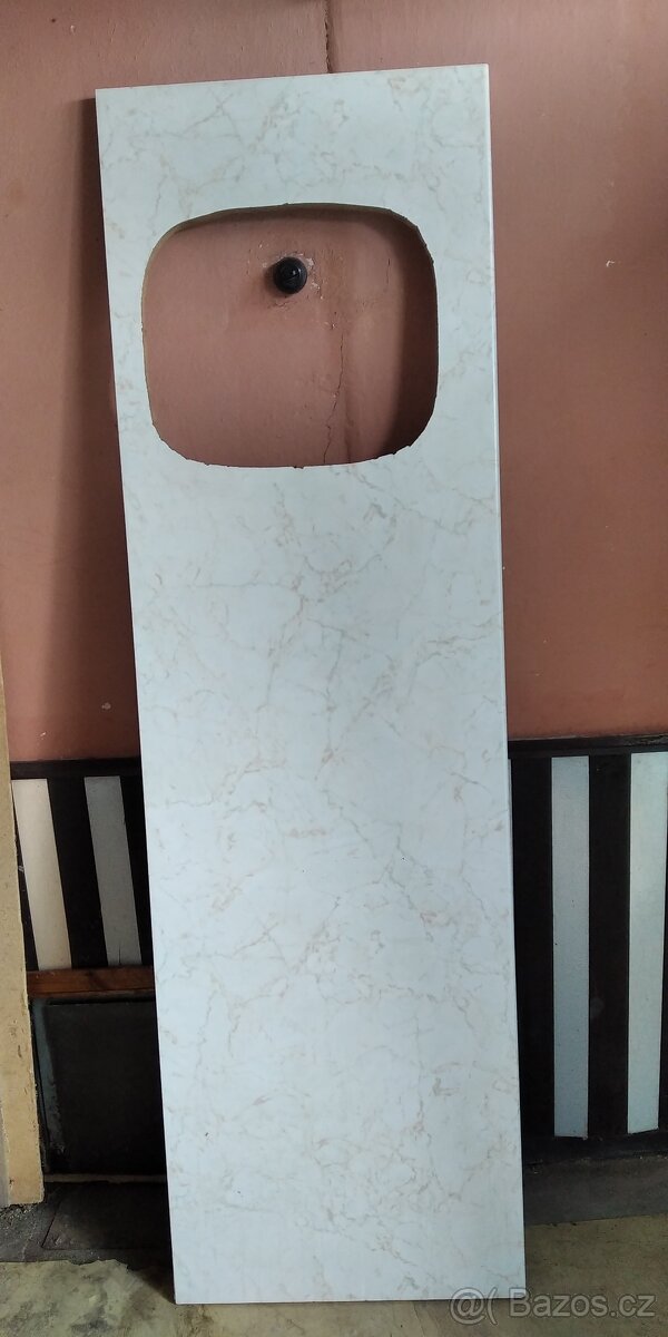 Kuchyňská deska s dřezem - 2