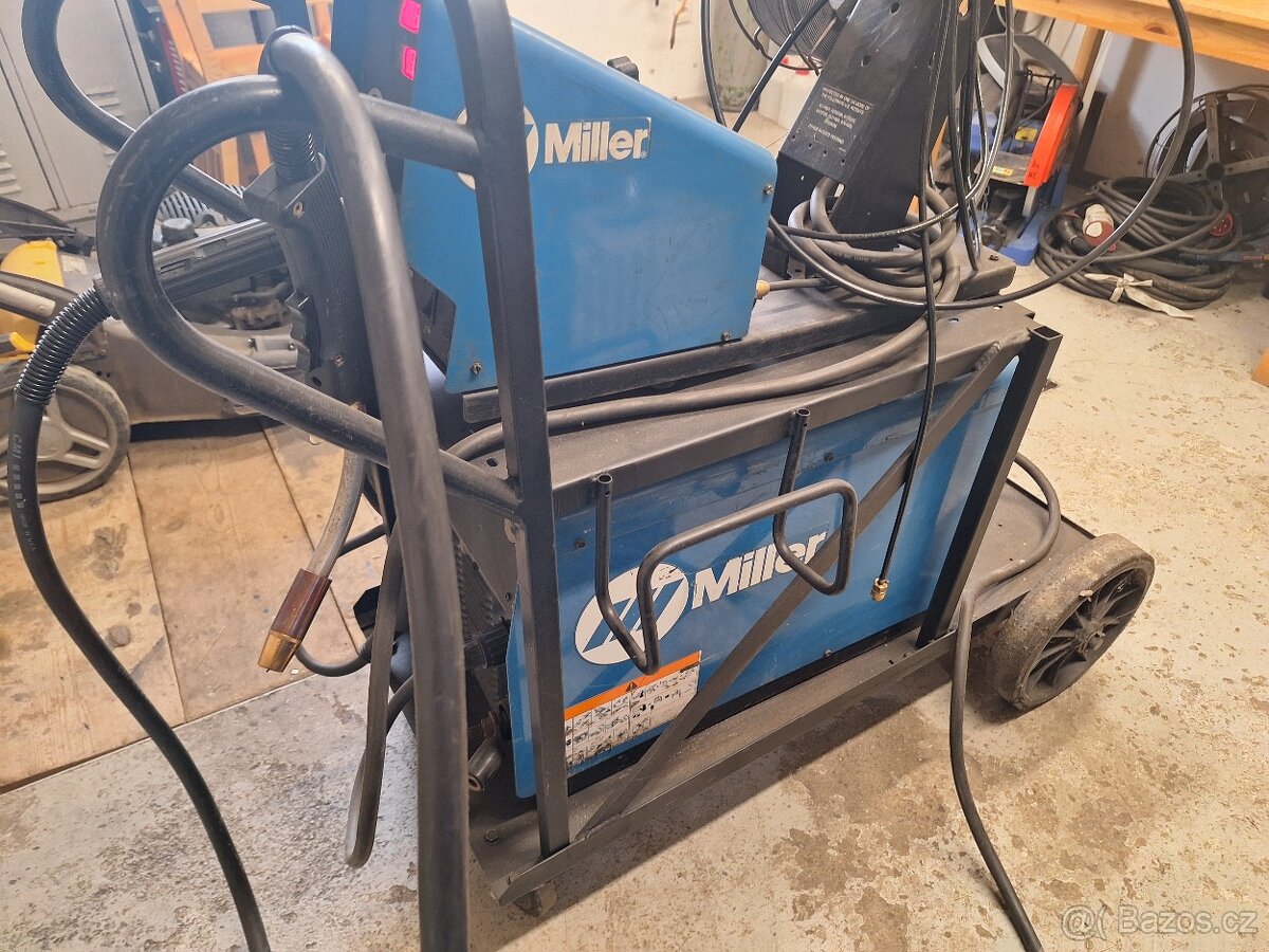 Svarecka Miller invision 456p - 2