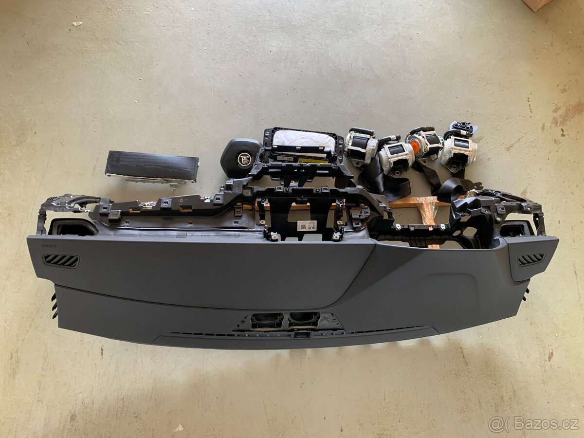 Airbagová sada Škoda Kamiq Scala s originální deskou - 2