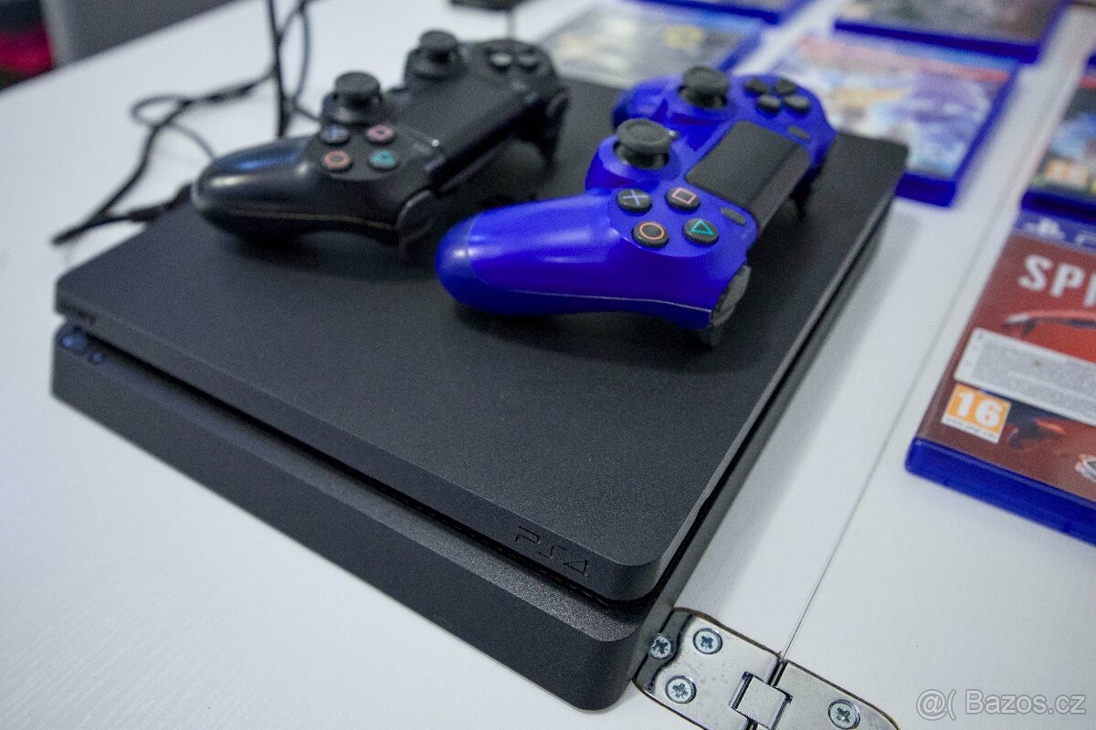 Prodám Playstation 4 Slim 1TB SSD + 13 Her + 2 Dualshock 4 o - 2