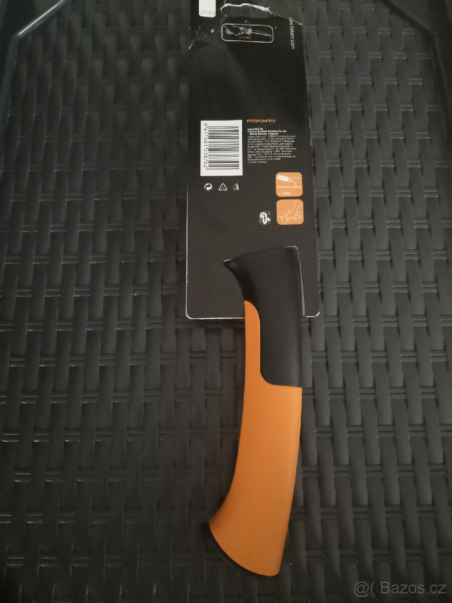 Pilka zahradní Xtract™ malá SW73 Fiskars - 2