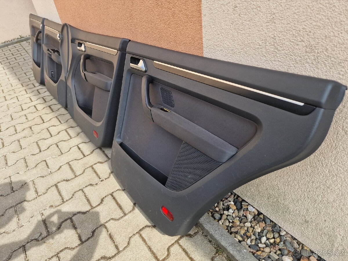 Tapecirunky Touran 1T2 / 1T3 highline - 2