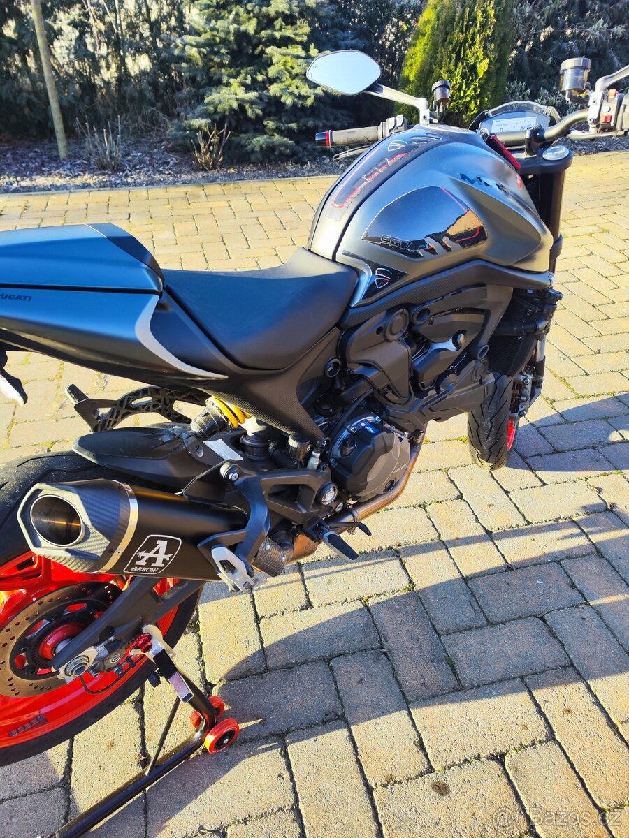 Ducati monster 937 plus - 2