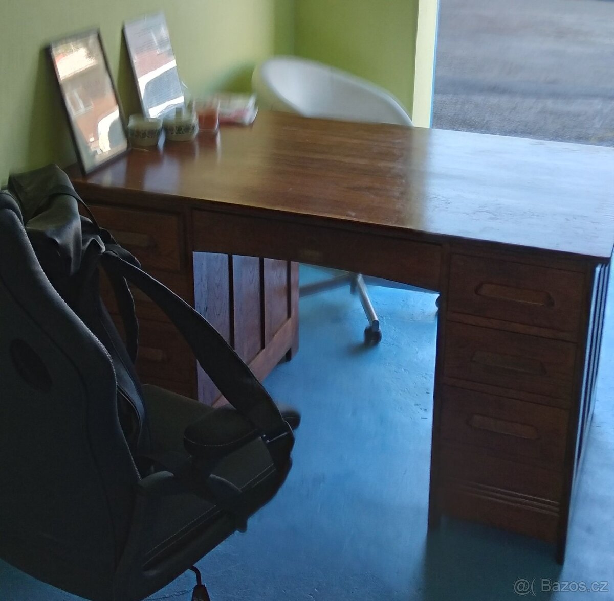 Starožitný psací stůl - 2