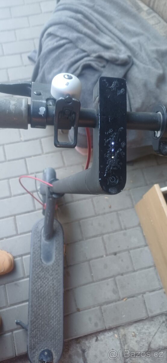 Elektro koloběžka mi escooter 365 - 2