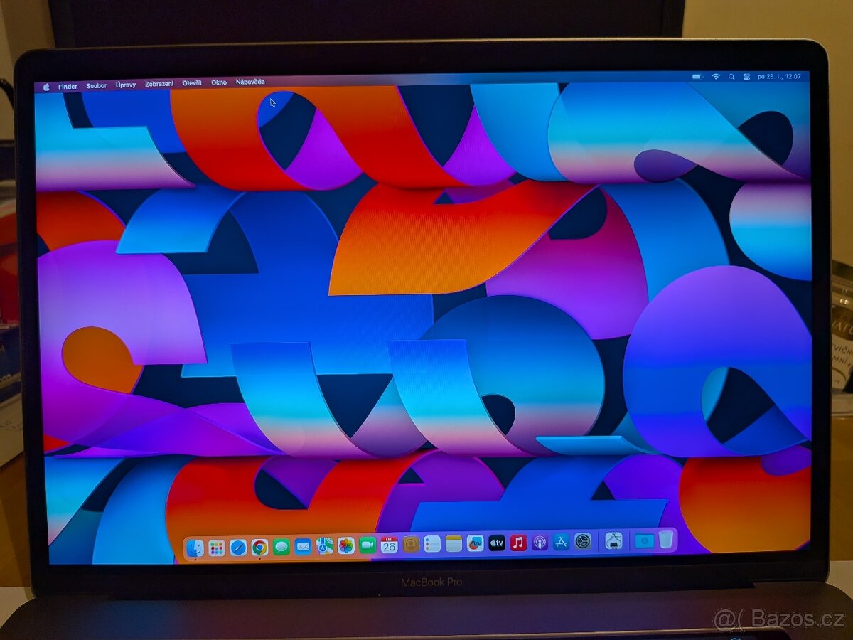 MACBOOK PRO 15" Core i7, 16GB RAM, 256 GB SSD pěkný - 2
