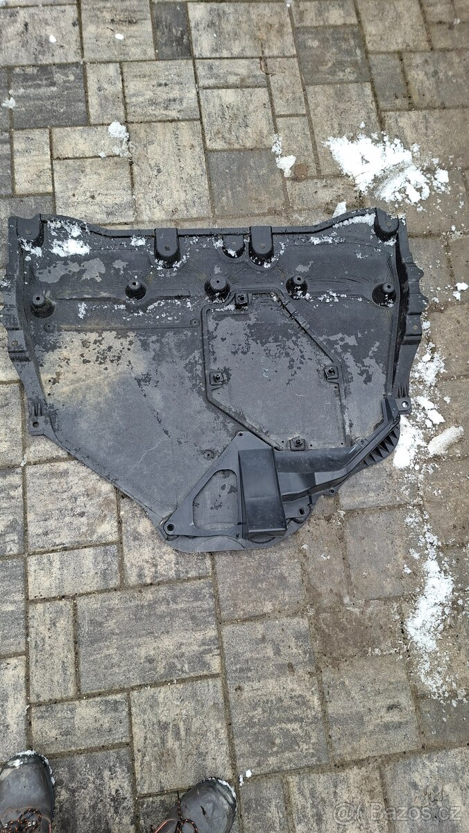 Toyota GR Yaris kryt motoru - 2