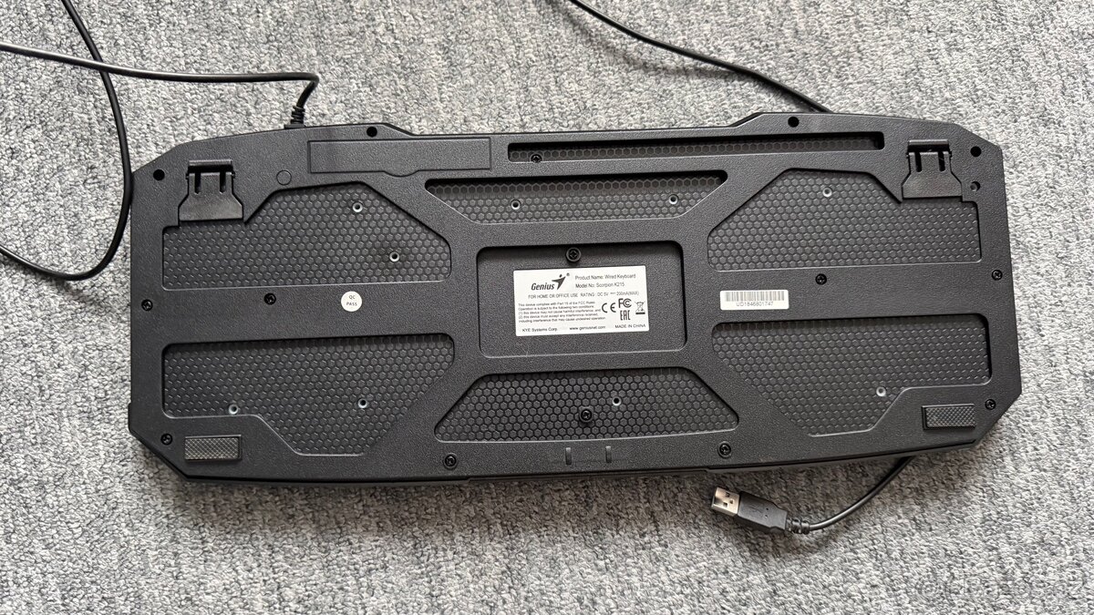 Klávesnice, scorpion K215 - 2