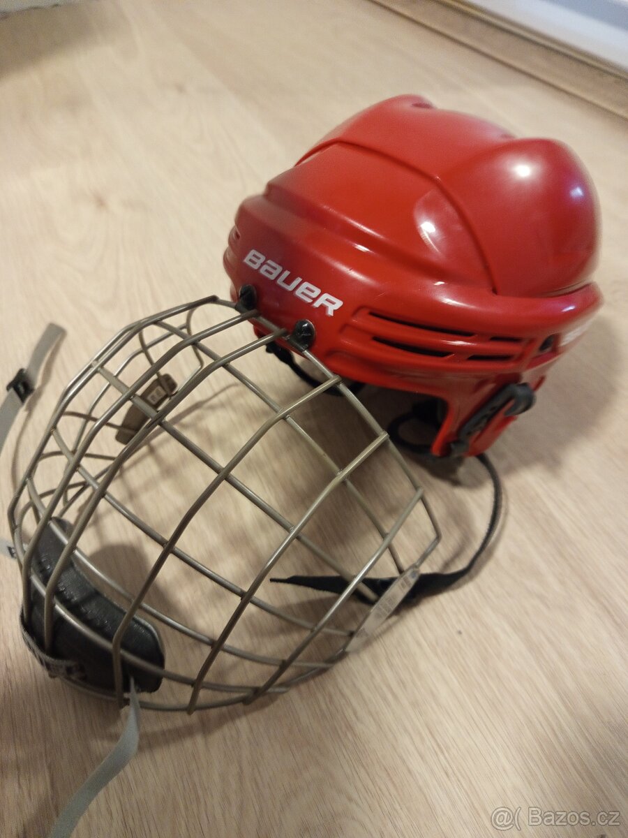 Prodam helmu bauer s košem - 2