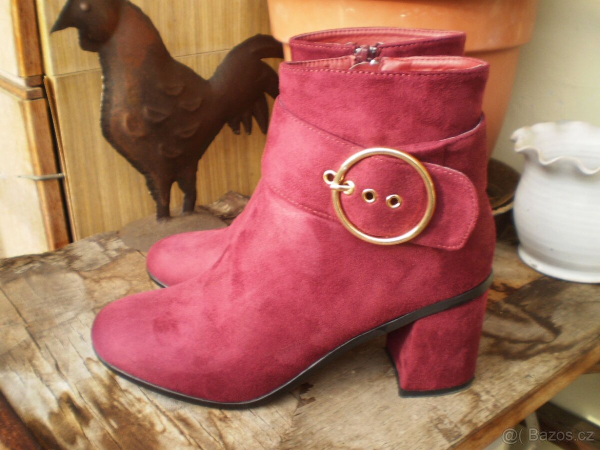 Krásné dámské boty nové - 2