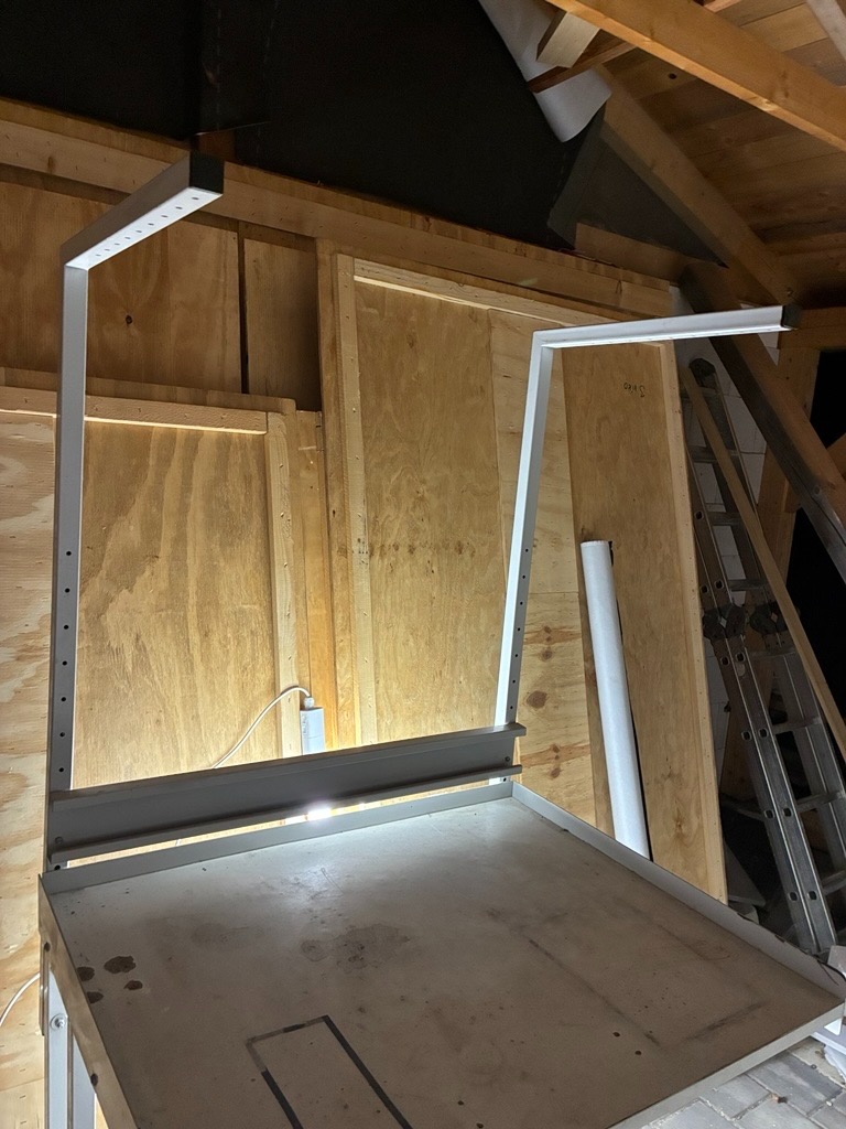 dílenský ponk - stůl - 2