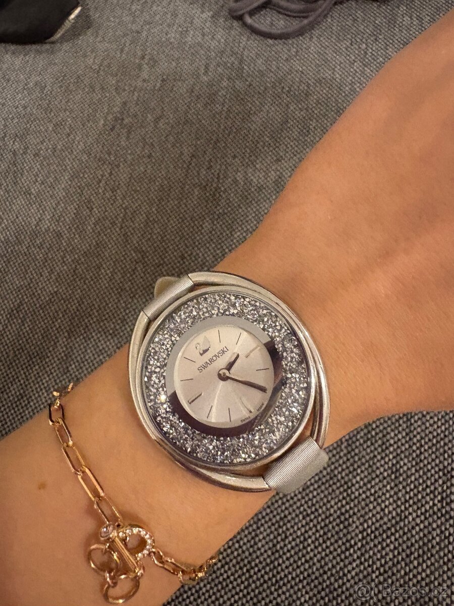 Dámské hodinky swarovski - 2