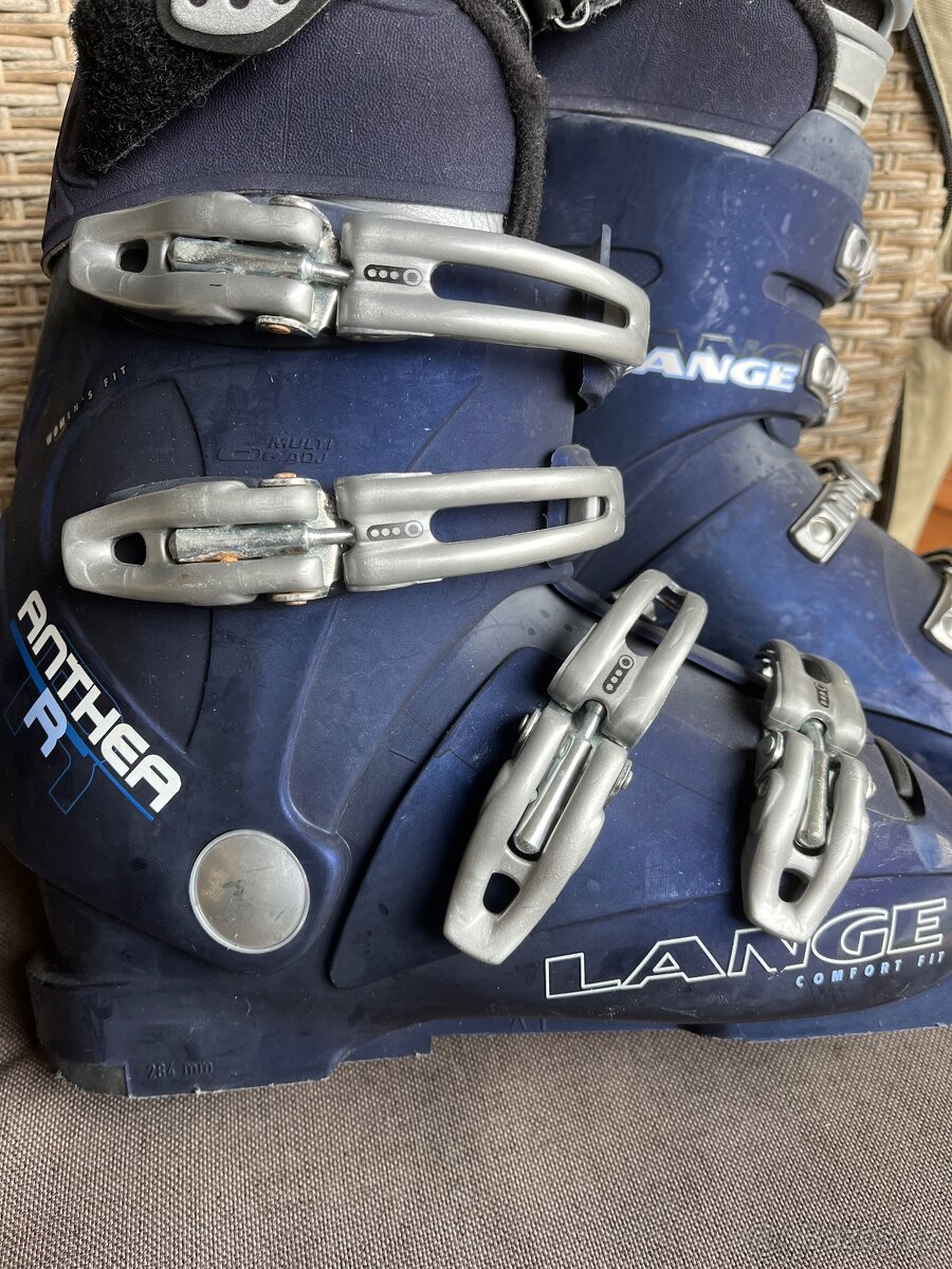 Lyžáky značky LANGE stélka 24.5 - 2