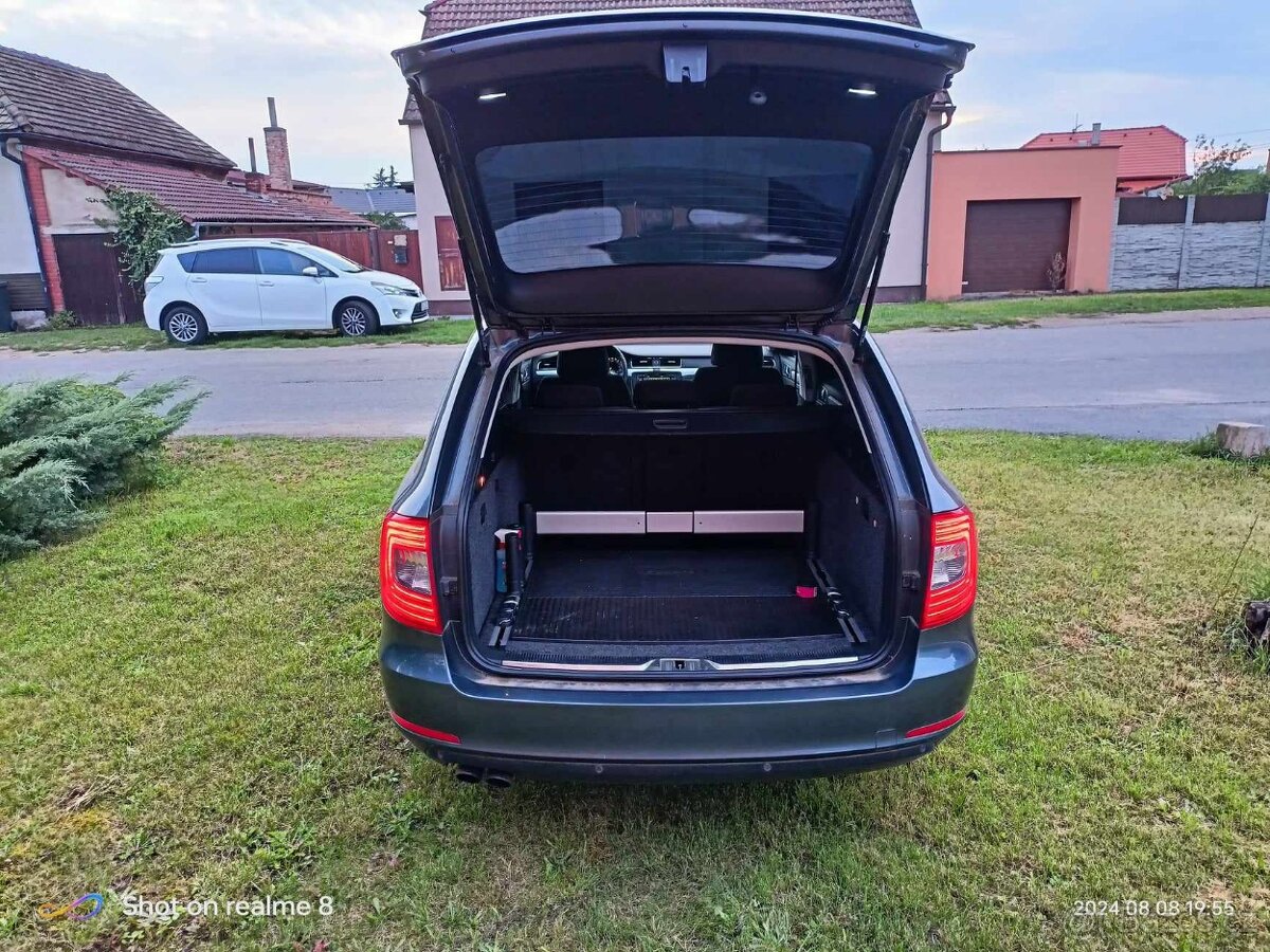 Superb 2 2,0 TDi 125 kw CFGB - 2