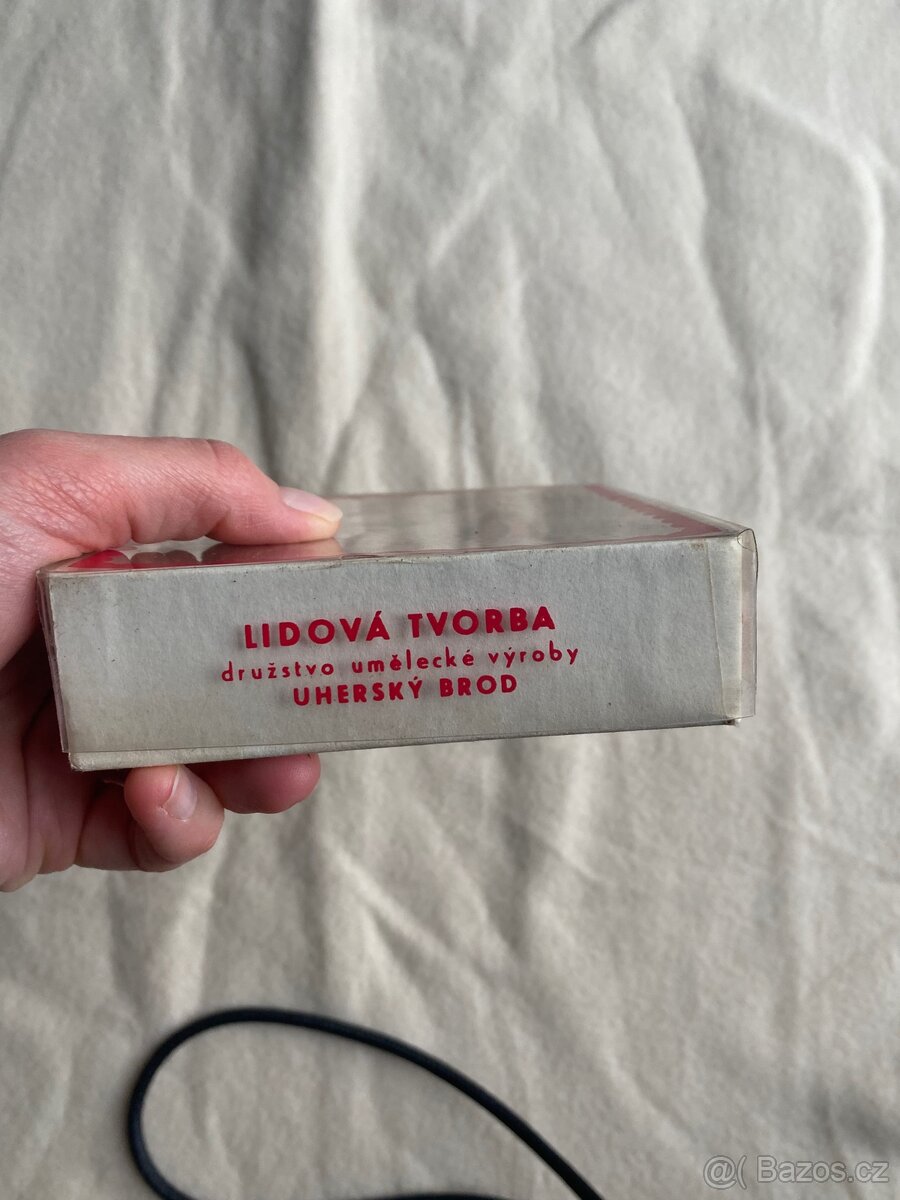 Panenky v lidovych krojích - 2