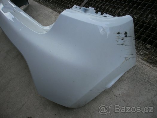 Zadní nárazník Renault Clio 2013 - 2