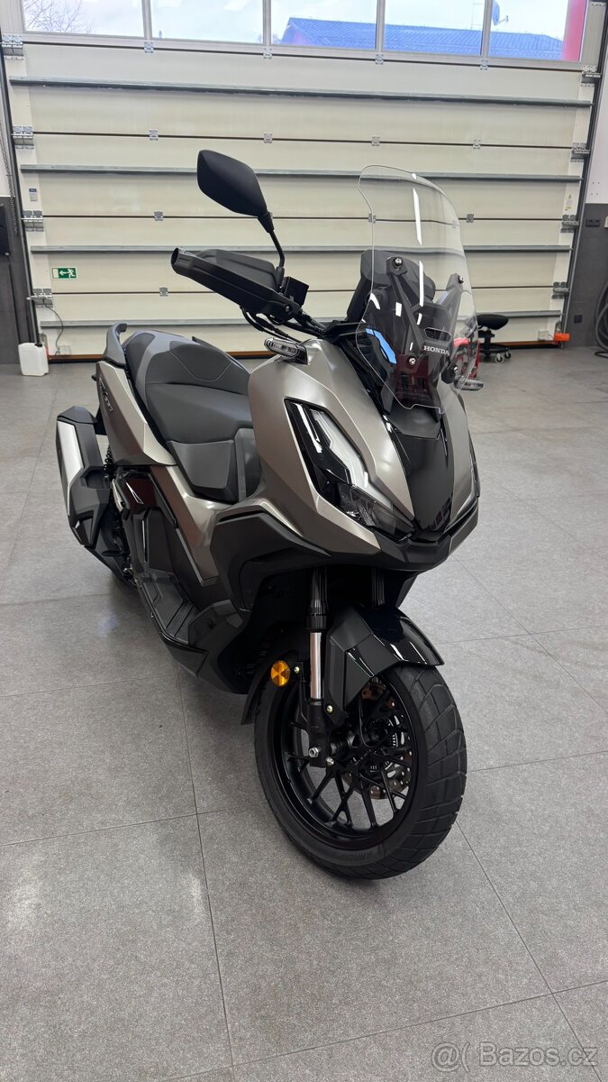 Honda ADV 350 A, najeto 3895km, Záruka 6let, 2025 - 2