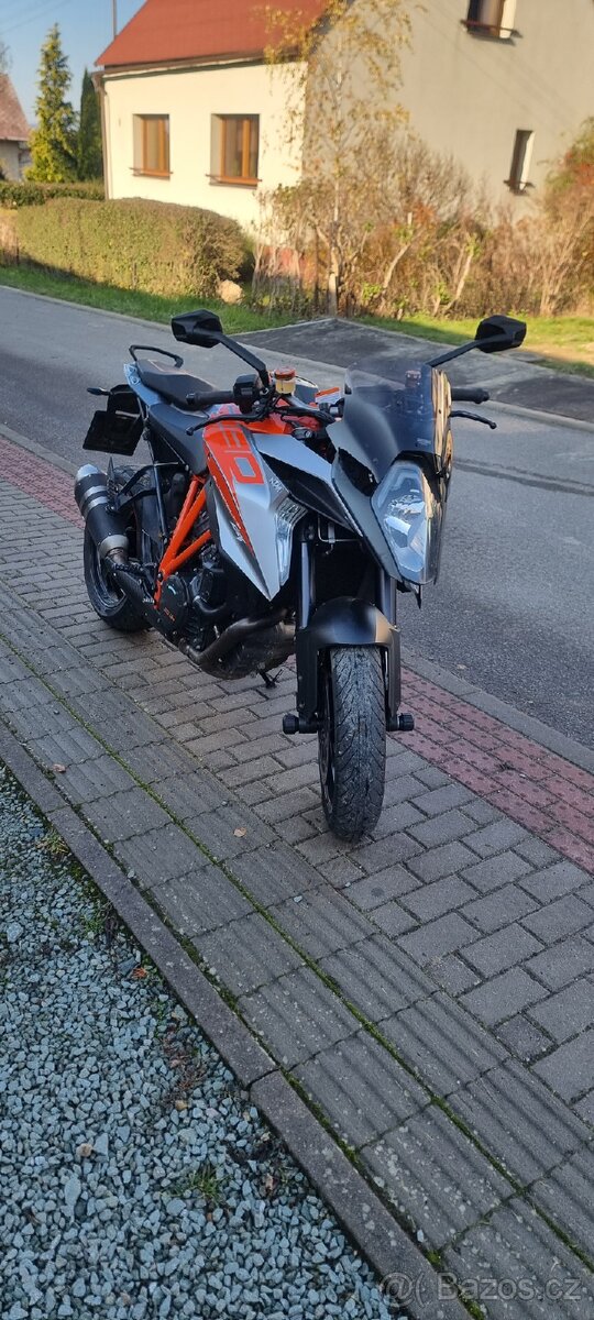 Ktm duke 1290 gt - 2