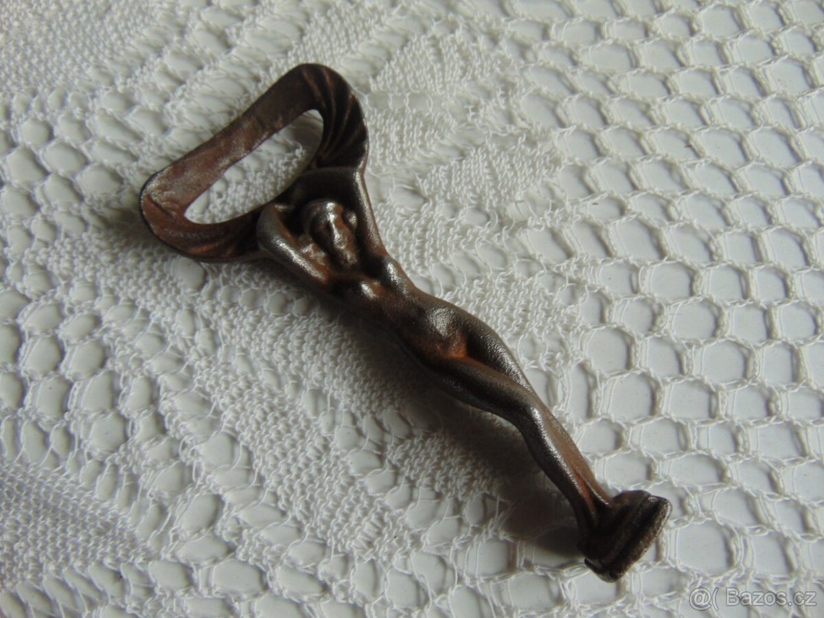 Otvírák Secese. - 2