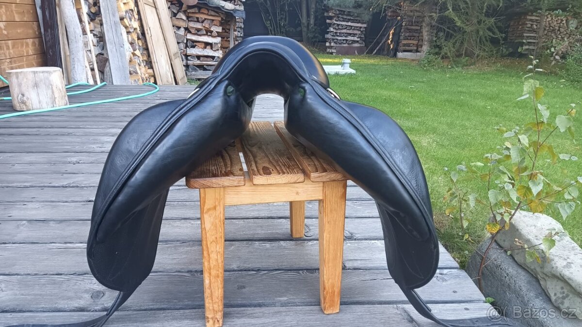 Drezurní sedlo Devoucoux Makila, 17,5 komora 2 - 2