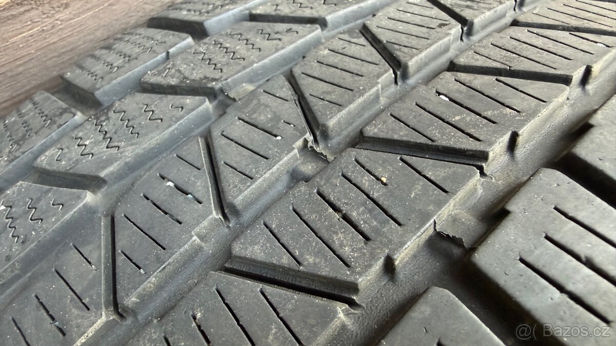Zimní pneumatiky Continental 215/55 R17 - 2