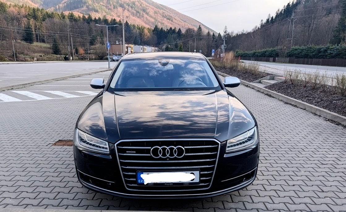 Audi A8 3.0 TDI 2016 190kw plná výbava - 2