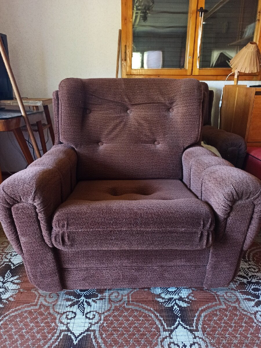 Čalouněná křesla TON - 2