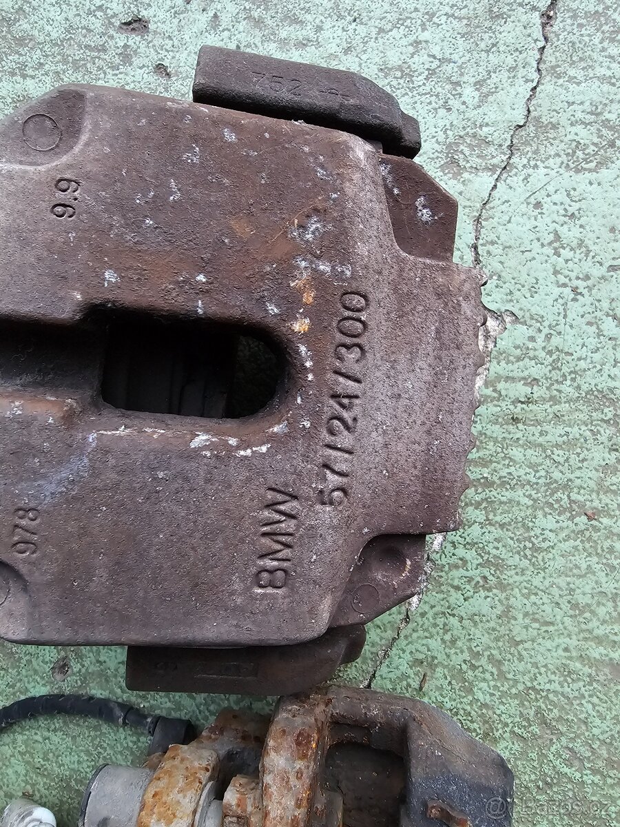 Brzdy bmw 325i e91 - 2